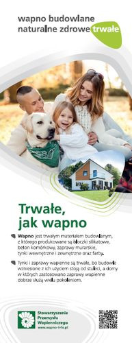 Ada - Członkini Klubu Budujących Dom, ściany w salonie wykańczała w 2015 r.