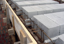 Pomiędzy kondygnacjami