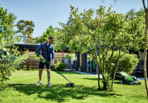 Zakładanie trawnika