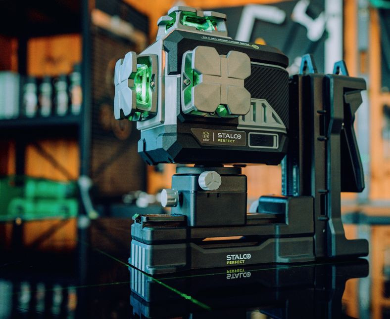 Laser krzyżowy 4D LLP4DG zielony - precyzja i funkcjonalność