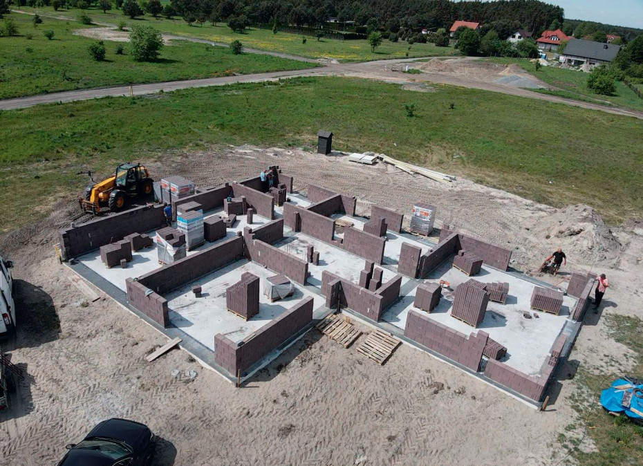 System ścienny AKU z Leca KERAMZYTU - moc w jakości