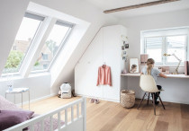 Jeszcze więcej światła na poddaszu - montaż okien w zestawach