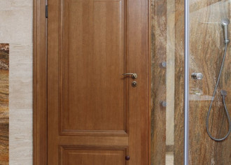 Jakie drzwi wewnętrzne naprawdę tłumią hałas