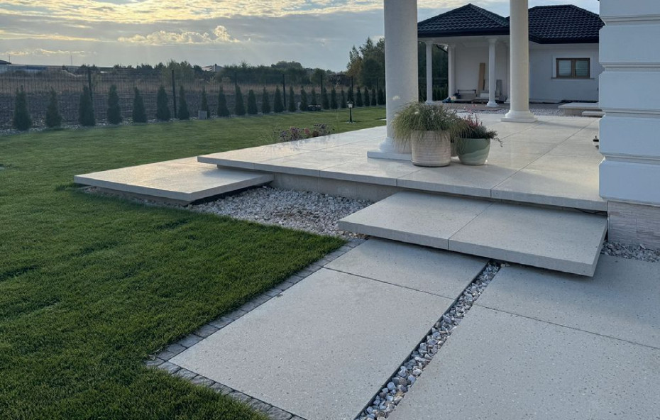 Lewitująca płyta MOLTO - nowy trend w architekturze ogrodowej