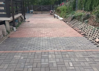 Michał - Czytelnik Budujemy Dom, nawierzchnię układał w 2025 r.