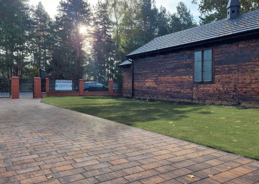 Na trakty i podjazdy