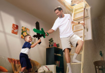 Komfortowy dostęp na strych schodami FAKRO GREENSTEP