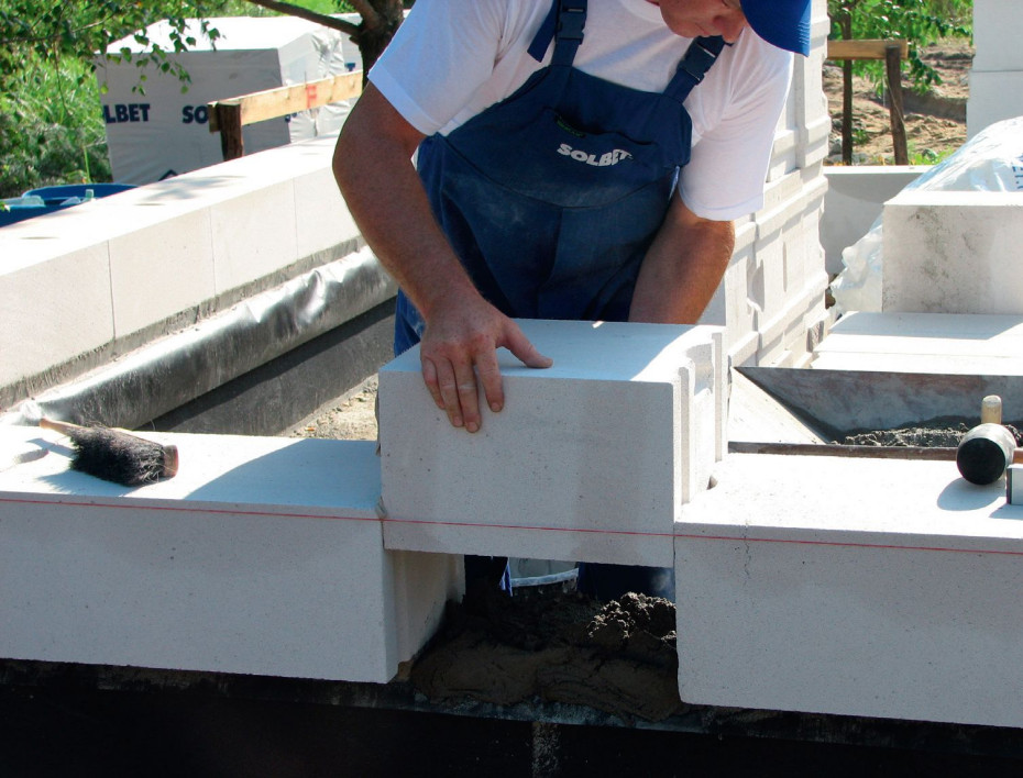 Pierwsza warstwa muru - od czego zacząć