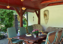 Czesia i Mietek - Członkowie Klubu Budujących Dom, taras użytkują od 1984 i 2011 r.