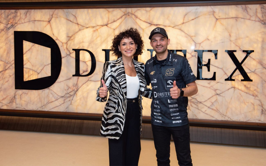 DRUTEX rozpoczyna współpracę z legendą światowego żużla - Bartoszem Zmarzlikiem