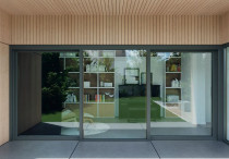 Automatyczne drzwi Schüco LivIngSlide z PVC-U