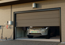 Bezpieczna brama garażowa - na co zwrócić uwagę przy wyborze?