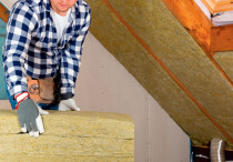 Ocieplenie poddasza, które działa. Co zrobić, by dach pozostał suchy i trwały?