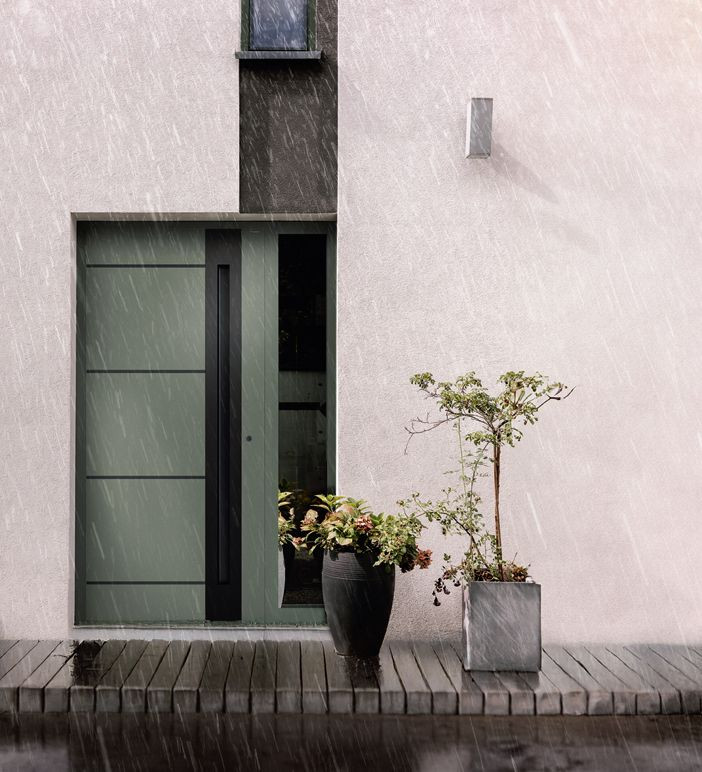 Drzwi wejściowe bez zadaszenia - swoboda projektowania bez kompromisów