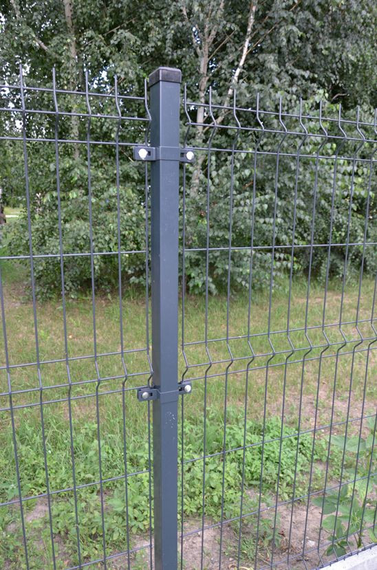 Jarek - Członek Klubu Budujemy Dom, ogrodzenie stawiał w 2016 r.